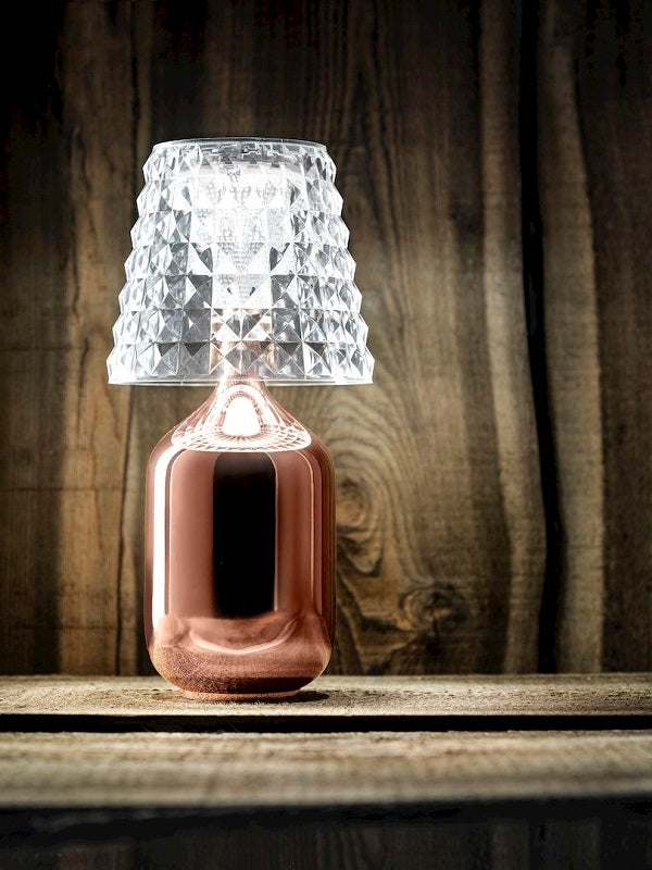 Miljøbillede af Valentina LED bordlampe i rosa guld fra Studio Italia Design